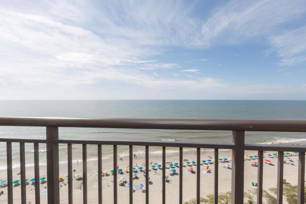 King Suite - Ocean Front interior